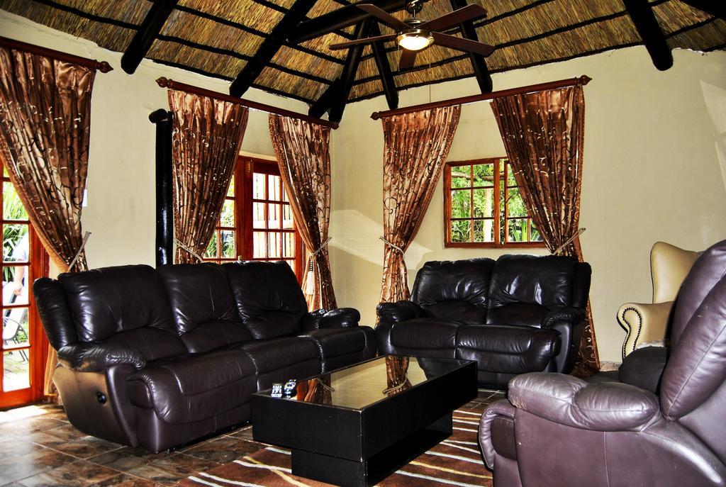 Birch Tree Cottage Йоханесбург Екстериор снимка